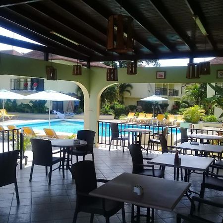 รูม ออน เดอะ บีช เนกริล Hotel ภายนอก รูปภาพ