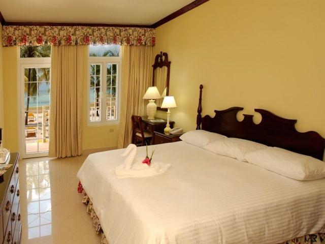 รูม ออน เดอะ บีช เนกริล Hotel ภายนอก รูปภาพ