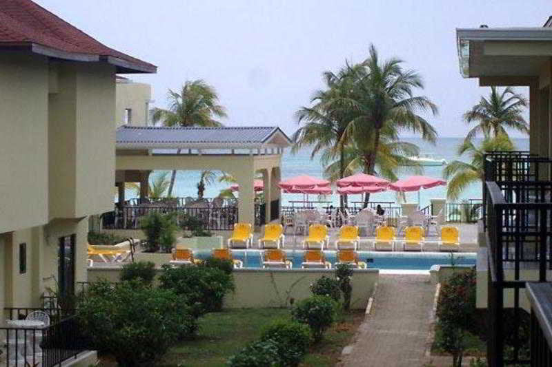รูม ออน เดอะ บีช เนกริล Hotel ภายนอก รูปภาพ